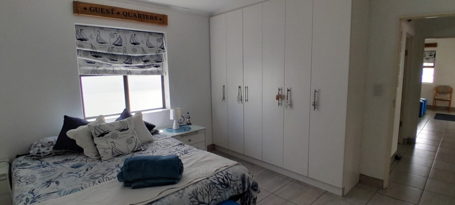 2 Bedroom Property for Sale in Britannia Bay Western Cape